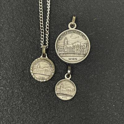 WALLFAHRTSKIRCHE, WIES, GERMANY NECKLACE & PENDANTS BUNDLE