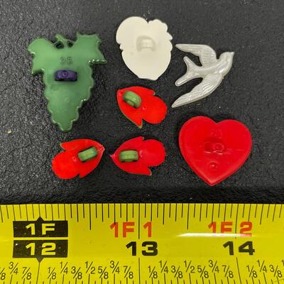 COLORFUL PLASTIC BUTTON BUNDLE