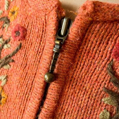 CROFT & BARROW EMBROIDERED CARDIGAN - SIZE LARGE