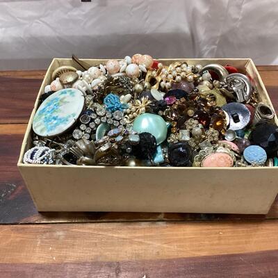jewelry pieces and parts
