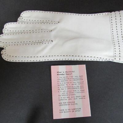 Unused Vintage Crescendo Ladies Gloves Size 7, Sant Angelo