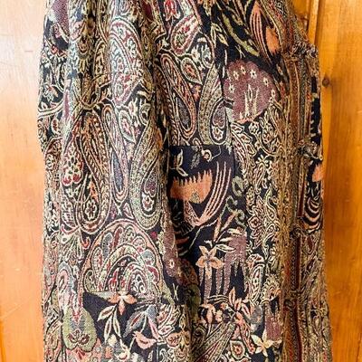 WHITE STAG PATTERNED TAPESTRY JACKET - SIZE XL