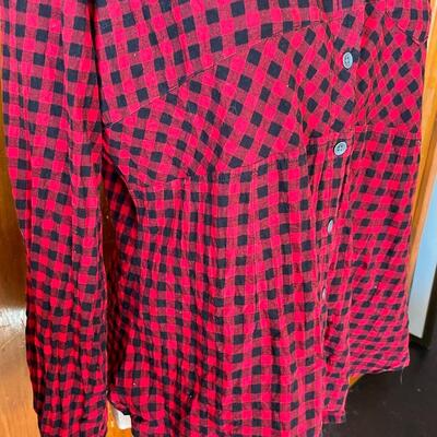 WOOLRICH RED GINGHAM BUTTON-DOWN SHIRT - SIZE XL PETITE