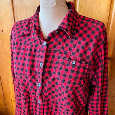 WOOLRICH RED GINGHAM BUTTON-DOWN SHIRT - SIZE XL PETITE