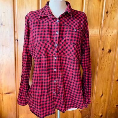 WOOLRICH RED GINGHAM BUTTON-DOWN SHIRT - SIZE XL PETITE