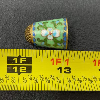 VINTAGE ENAMEL CLOISONNE THIMBLE