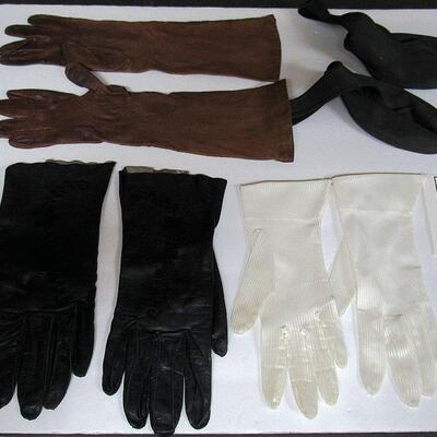 Lot of Vintage Ladies Gloves and Vintage Swim Shoes