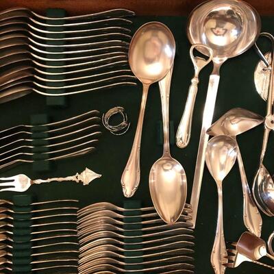 Traditional Pattern Silver-Plate Silverware 