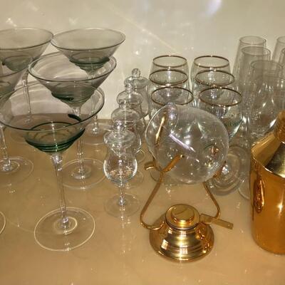 Drinkware/Barware Set with Gold Motif 