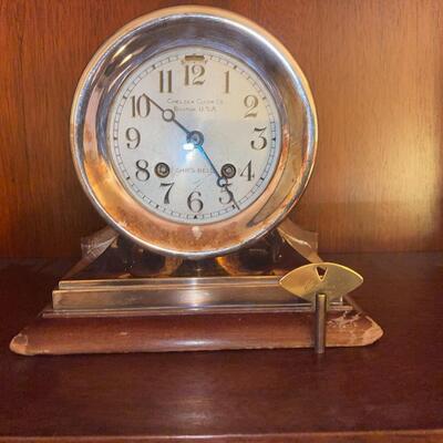 Shelf Clock Lot