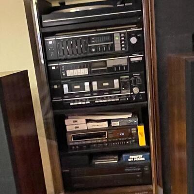 Record Player/ Stereo System with 2 Speakers