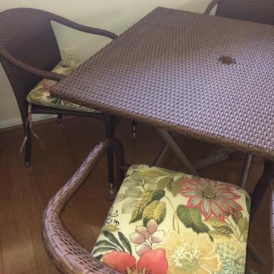 Complete Patio Set with Extras!