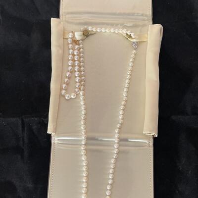 Pearl Necklace and Bracelet