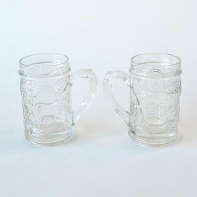 2 Glass Mugs - Decorative Leafs Vines - 5"