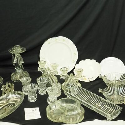 Lot 165- Vintage and Antique glassware