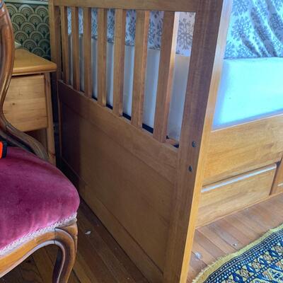 Captain's Bed
