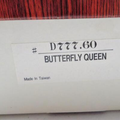 Butterfly Queen DYNASTY DOLL 20