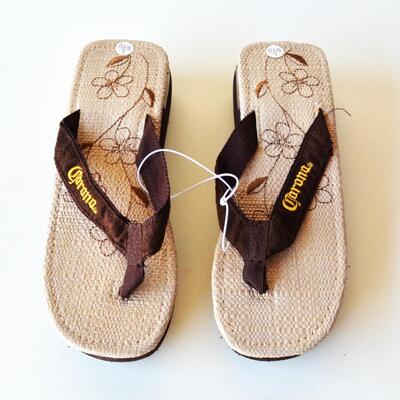 Corona Sandals Size Large Womens 9 / 10 - Thong 2' Heel