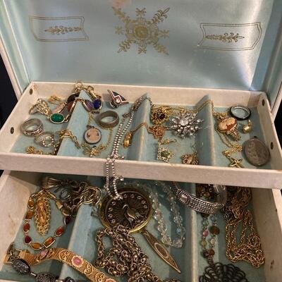 Grandmaâ€™s Jewelry Box with Contents 30+ Pieces!!