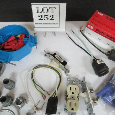 Lot of Older Electrical Items