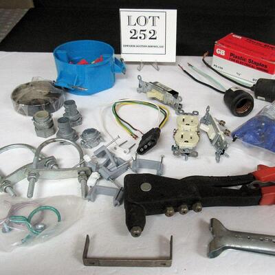 Lot of Older Electrical Items