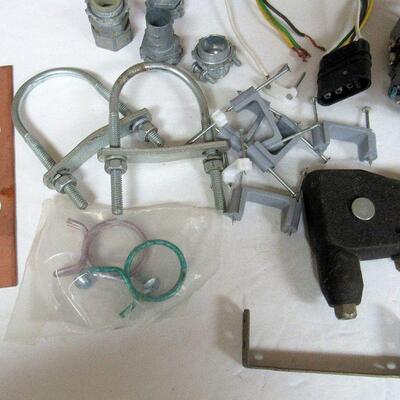 Lot of Older Electrical Items