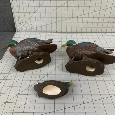 #46 Three Darling Ceramic Ducks