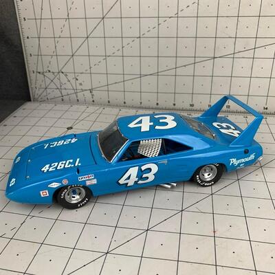 #75 Tyco Plymouth Superbird 426 C.I.Blue #43 Richard Petty HO Model Slot Car