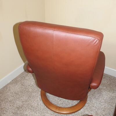 Ekornes Stressless Leather Recliner with Ottoman