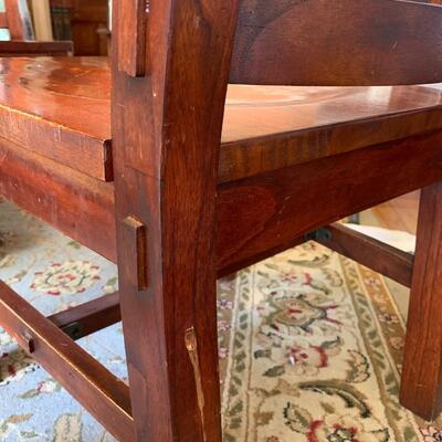 Eastlake Dining Table with chairs