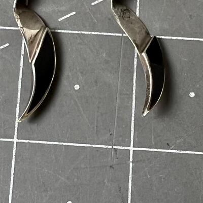 .925 Silver and Onyx Pierced Earrings 