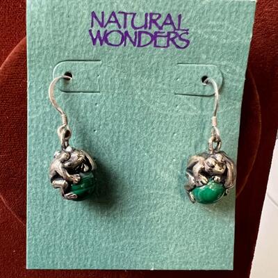 Green Frog Earrings with Malachite Round Stone 