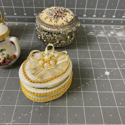 Decorative Boxes with hinges 