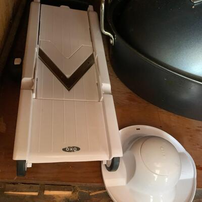 Chantal Roaster, Baking Dish, Mandoline and Deep Fryer