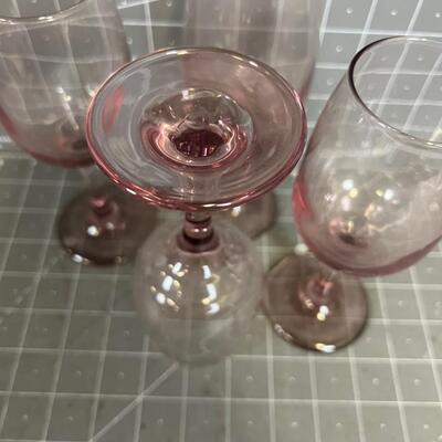 Rose Colored Wine Glasses (4) 