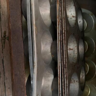 Assortment of Bakeware