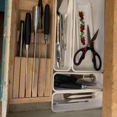 Kitchen Cutting Tools and Utensils