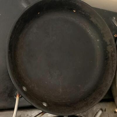 Calphalon Pots with Lids, Pot Rack, Bakeware
