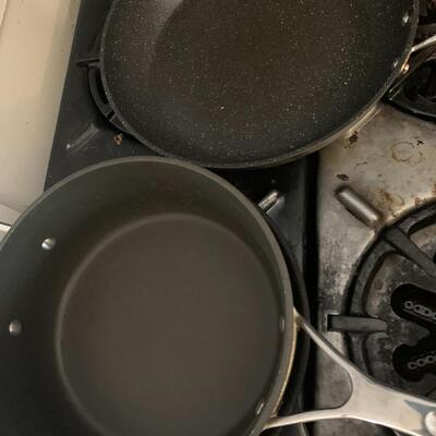 Calphalon Pots with Lids, Pot Rack, Bakeware