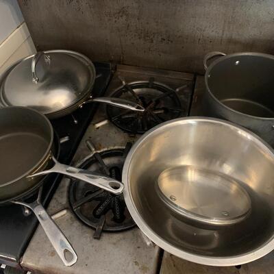 Calphalon Pots with Lids, Pot Rack, Bakeware