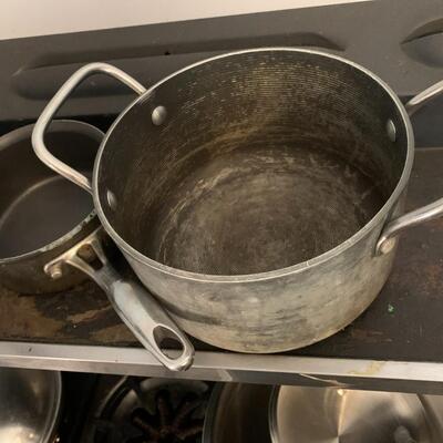Calphalon Pots with Lids, Pot Rack, Bakeware