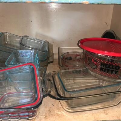 Pyrex and Hello Kitty Bakeware