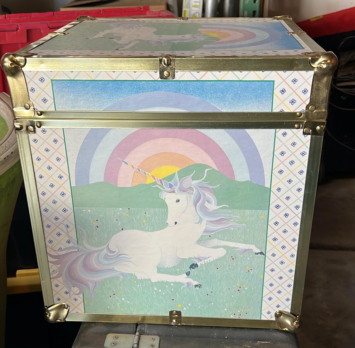 Amazing Unicorn Toy Box 18" cube