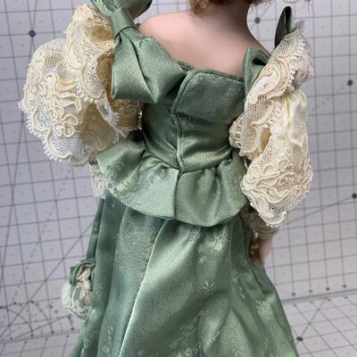 #97 Franklin Heirloom Doll