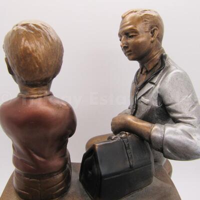 â€œTrust me Doctorâ€ statue by Austin Sculptures