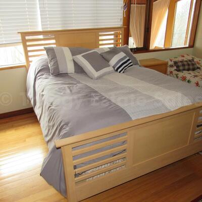 Queen light wood bed