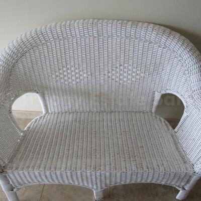 White Wicker Furniture