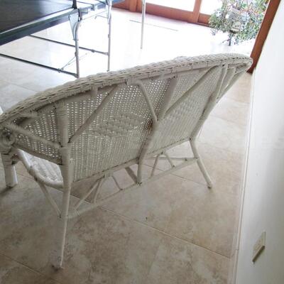White Wicker Furniture