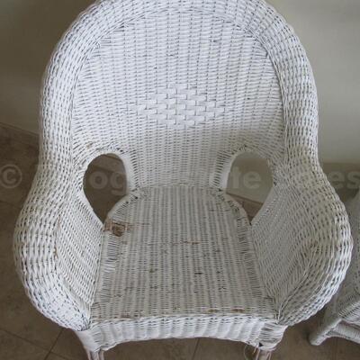 White Wicker Furniture