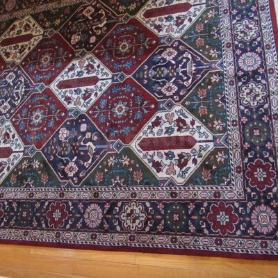 Persian Carpet: Bakhtiari Wool